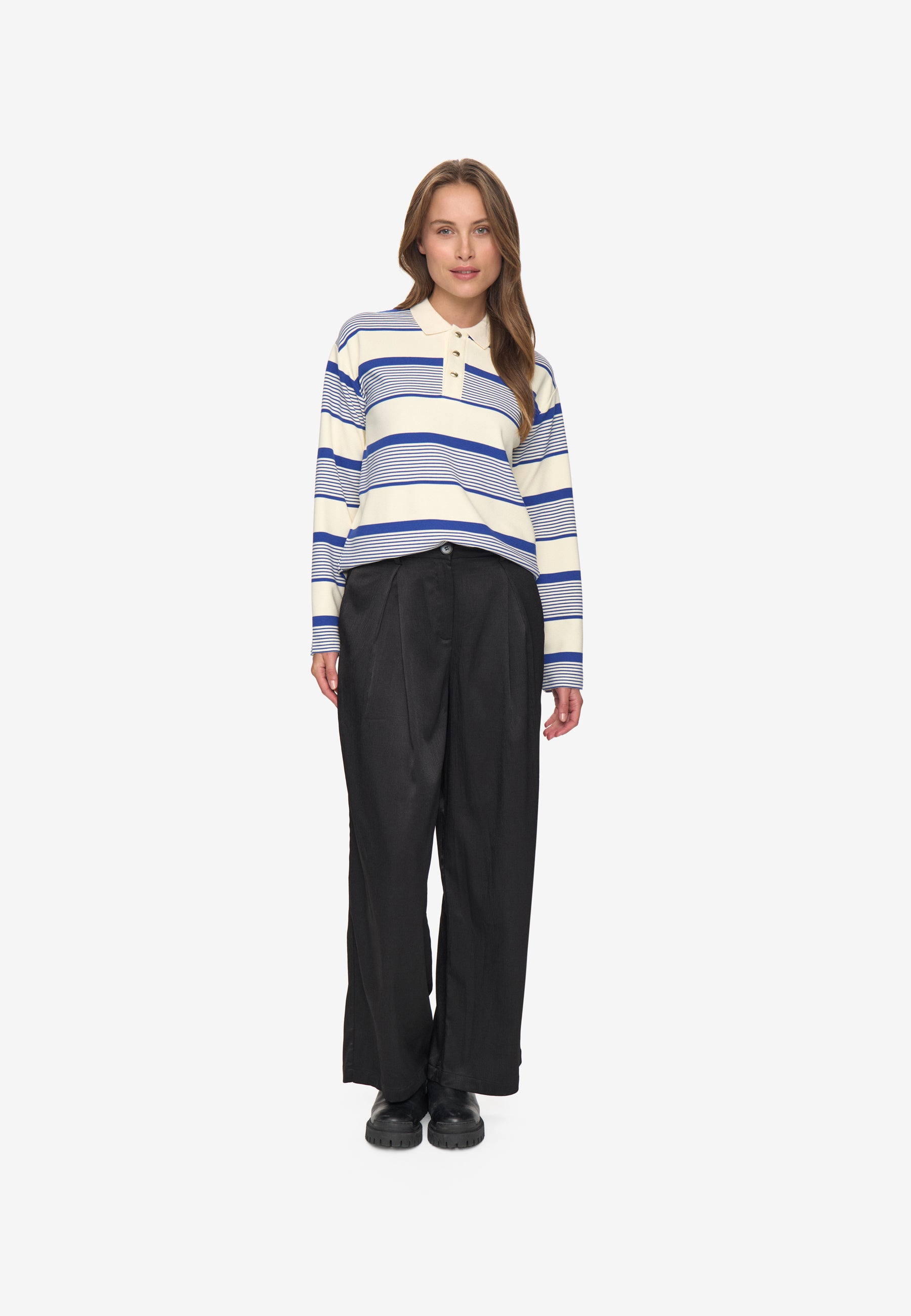 moves Pomila polo 4546 Polo 3952 Surf The Web